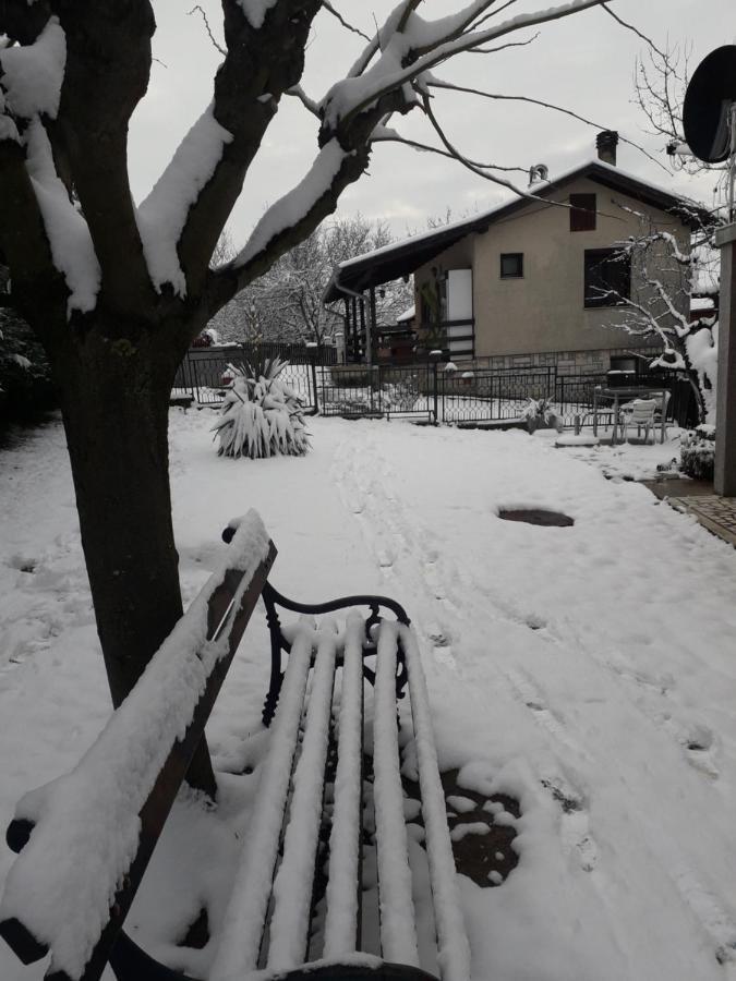 Galerija Jovanovic Topola エクステリア 写真